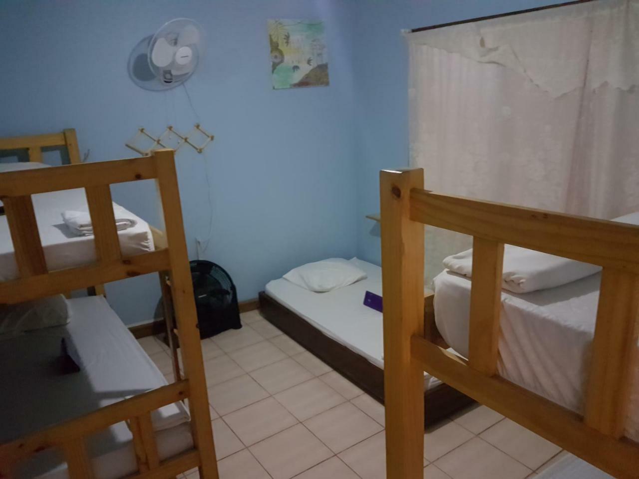 Slow Monkey Hostel Playa Santa Teresa  외부 사진