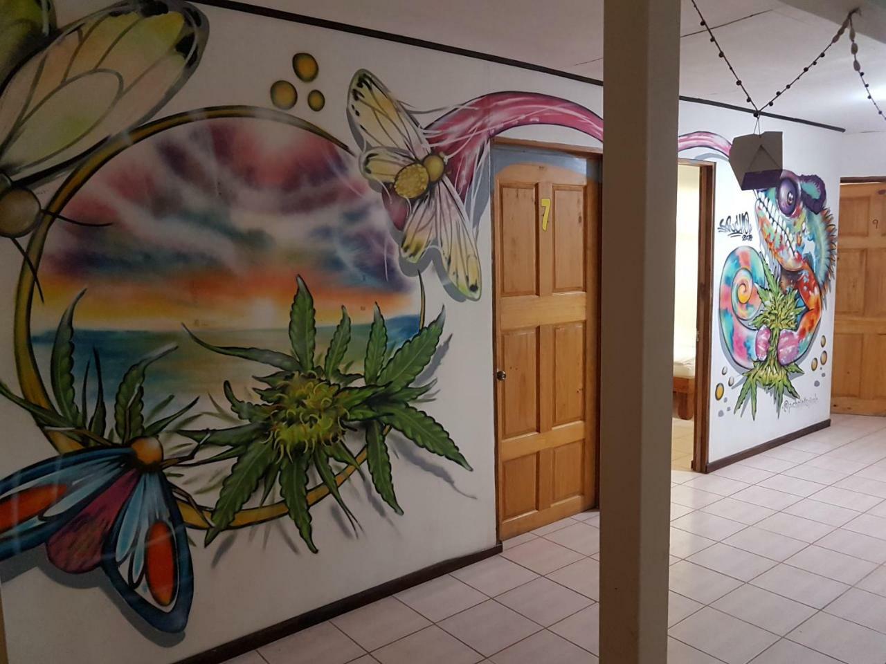 Slow Monkey Hostel Playa Santa Teresa  외부 사진