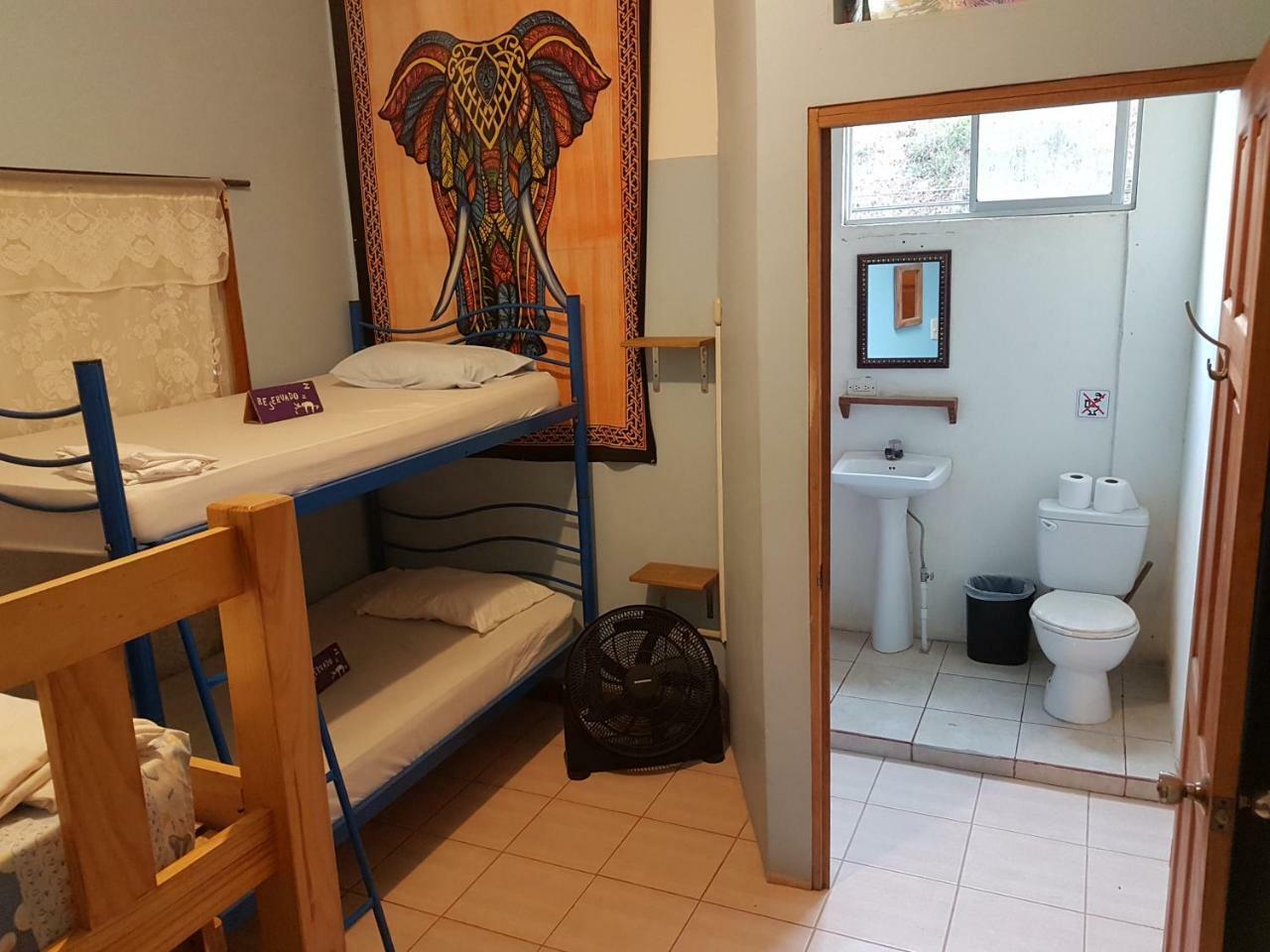 Slow Monkey Hostel Playa Santa Teresa  외부 사진