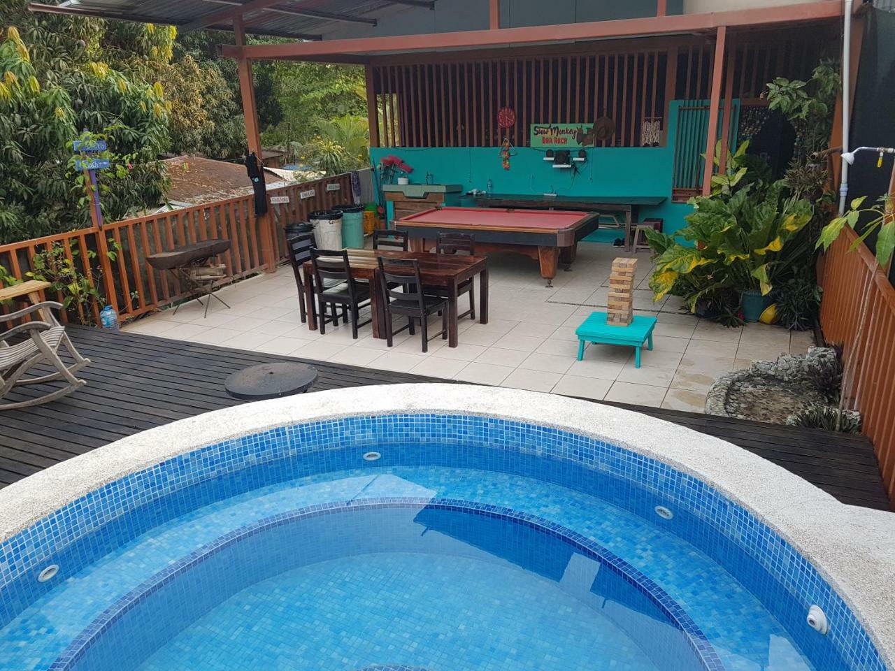 Slow Monkey Hostel Playa Santa Teresa  외부 사진