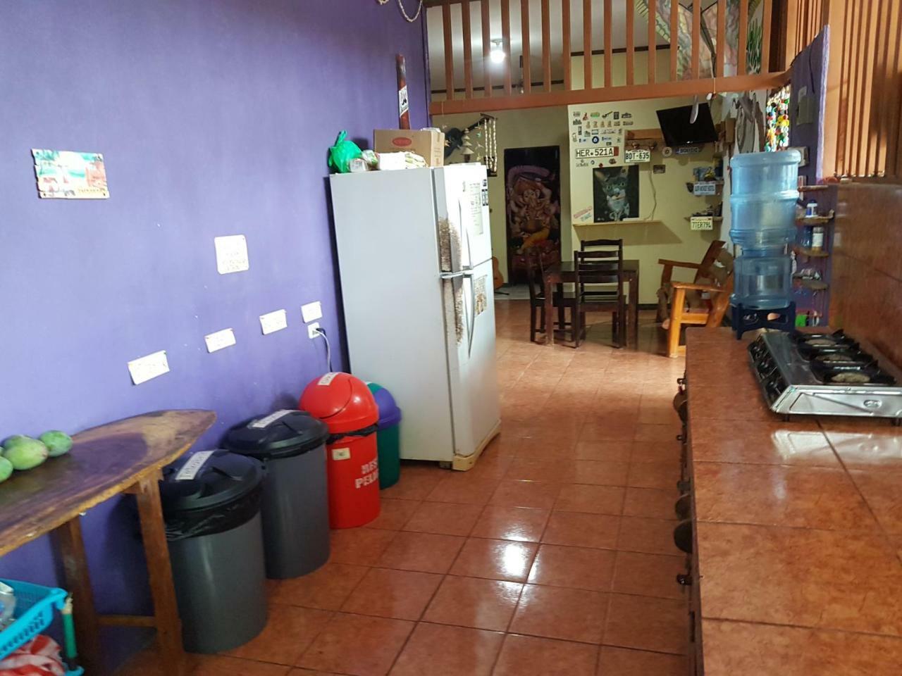 Slow Monkey Hostel Playa Santa Teresa  외부 사진